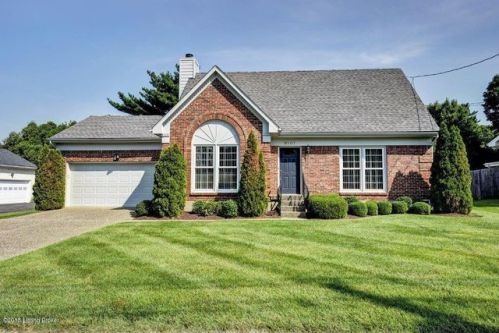 9807 Westport Rd, Louisville, KY 40241-2139