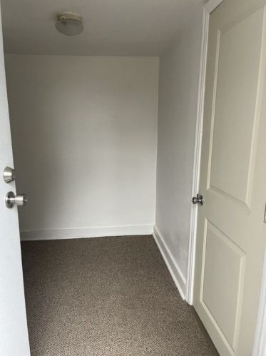 2325 Rochester Rd, Pittsburgh PA  15237-7503 exterior