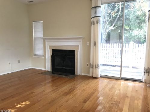 24 Academy Ct, Bedminster, NJ 07921-1820