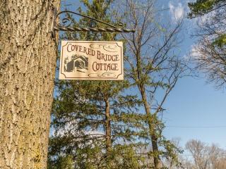 1049 Log Cabin Rd, Bareville, PA 17540-9768