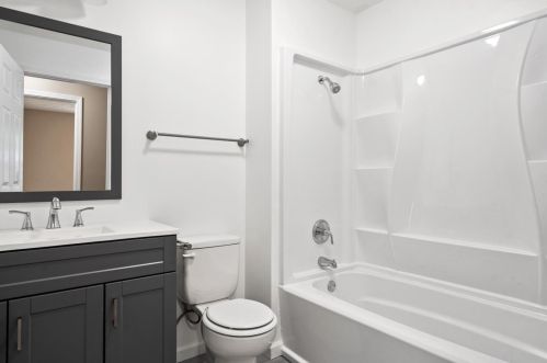 432 Thorne Ave, Wilmington OH  45177-1222 exterior