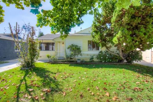 6516 Glorywhite St, Lakewood, CA 90713-2218