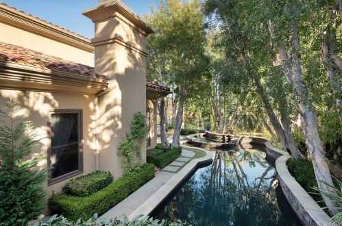 6 Kingsport Dr, Newport Beach, CA 92657-1501