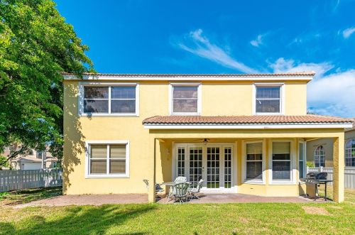 2211 Sloane Pl, West Palm Beach, FL 33414-6465