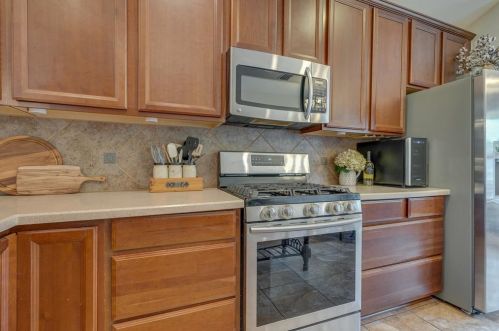 4020 Lone Star Ln, Denton TX  76210-3499 exterior