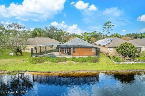 501 Waterside Cir, Titusville FL  32780-3537 exterior