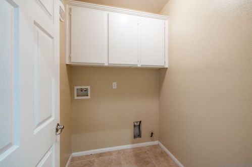 2728 Piantino Cir, San Diego CA 92108-4736 exterior