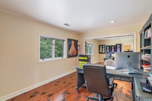 28565 Vallejo Ave, Temecula CA  92592-2316 exterior