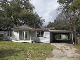 5216 Belle Terre Rd, Marrero, LA 70072-4212