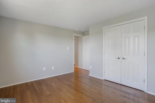 10624 Cavalcade St, Great Falls VA  22066-2427 exterior