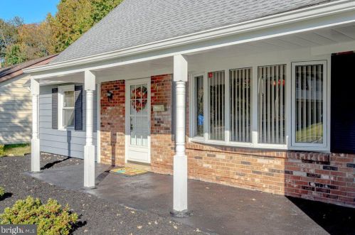 114 Eastbrook Ln, Willingboro NJ  08046-2225 exterior