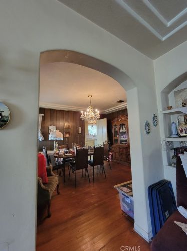 536 Myrtle St, Glendale, CA 91203-2105