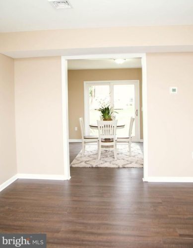 71 Honeysuckle Dr, Navy Sup Dpt PA 17050-3166 exterior