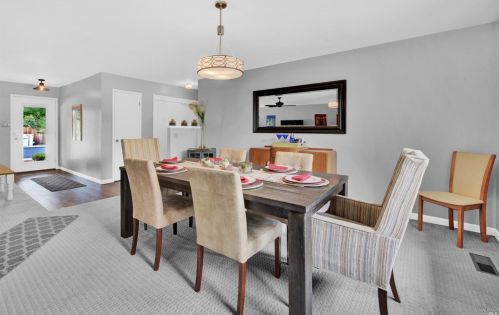 311 Edgewood Dr, Vacaville CA  95688-3602 exterior