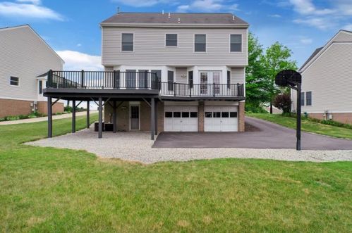 921 Bideford Dr, Library, PA 15129-8971