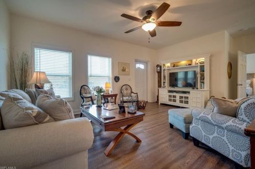 4468 Lake Heather Cir, Saint James City FL  33956-2614 exterior