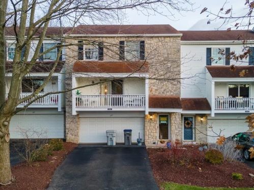 151 Roscommon Pl, Canonsburg, PA 15317-2445