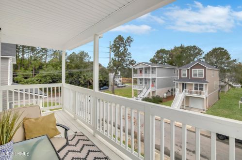 23 Island Breeze Ln, Beaufort SC  29907-1679 exterior