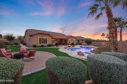 7718 84th Ln, Glendale, AZ 85305-3908