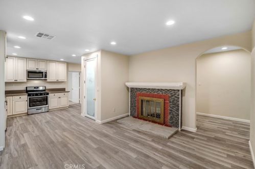 3780 La Hacienda Dr, San Bernardino CA  92404-2039 exterior