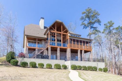 101 Grand Magnolia Dr, Jasper, AL 35504-4061