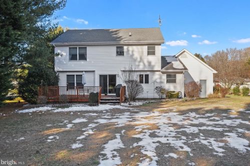 14 Huntington Cir, Dover DE  19904-9611 exterior