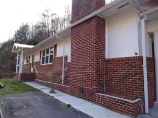 2338 Poplar Creek Rd, Grundy, VA 24614-9729