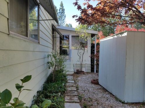 10176 Grinding Rock Dr, Grass Valley CA  95949-9293 exterior