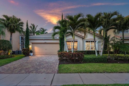 4803 Modern Dr, Delray Beach, FL 33445-1220