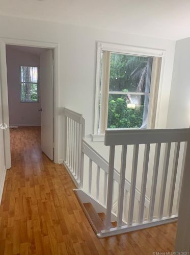 18010 11th Ct, Hollywood FL  33029-4408 exterior