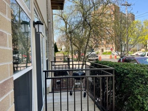 1550 Warren Ave, Milwaukee WI 53202-2296 exterior