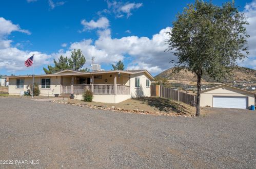 11148 Watkins Dr, Bensch Ranch, AZ 86333-5909