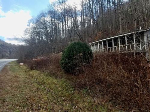 7195 Highway 107, Glenville, NC 28736-6411