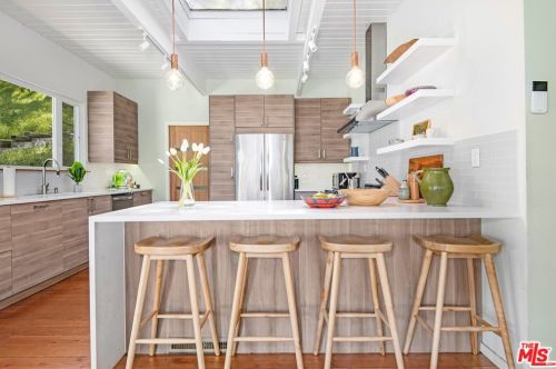 1145 Old Topanga Cyn Rd, Topanga CA  90290-3825 exterior