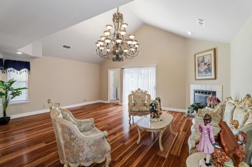 1128 Gorham Ave, Modesto CA  95350-4674 exterior
