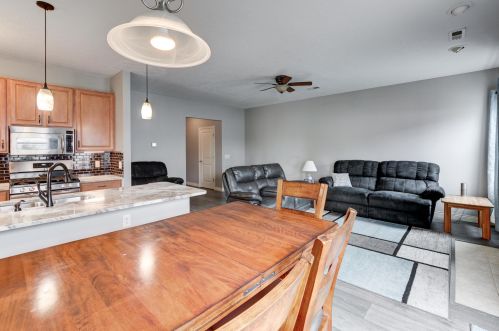 4704 Trumhall Dr, Darbydale OH  43123-8127 exterior