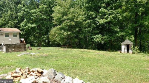 243 Stony Hill Rd, Fredericksburg VA  22406-4128 exterior