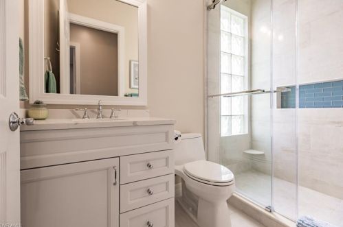 4353 Montalvo Ct, Naples FL  34109-1374 exterior