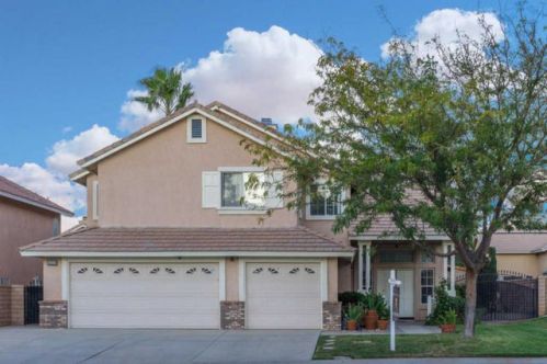 42310 Daniel Dr, Lancaster, CA 93536-1231