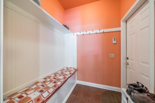 3949 Thomas Dr, Covington KY  41018-2916 exterior