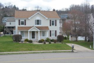 228 Leaside Dr, Monroeville, PA 15146-1072