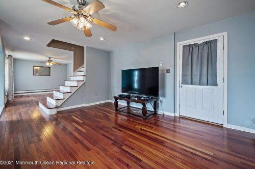 315 Morgan Ave, Old Bridge NJ  08857-1126 exterior