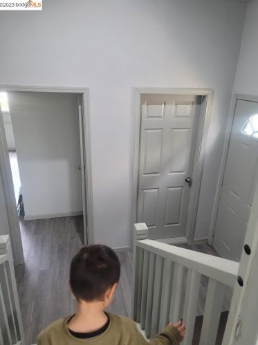 2215 88th Ave, Oakland CA  94605-3923 exterior
