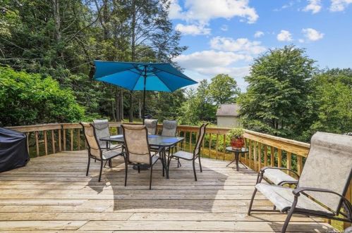 58 Van Orden Ave, Airmont NY  10901-6424 exterior