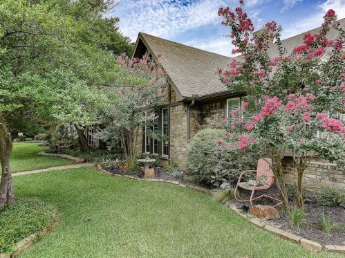 1218 Huntington Dr, Richardson TX  75080-2929 exterior