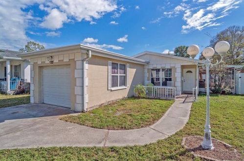712 89th Ave, Saint Petersburg, FL 33702-3014