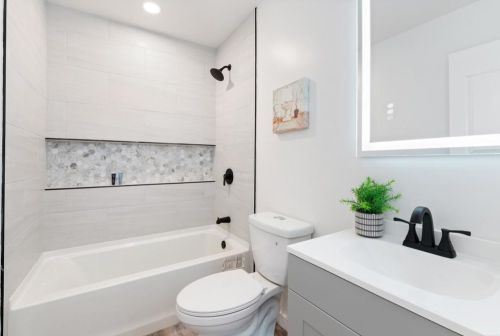 7742 Shorewood Dr, San Diego CA  92114-6047 exterior