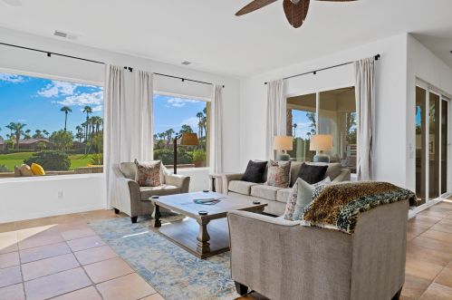 56430 Muirfield Vlg, La Quinta CA  92253-7648 exterior