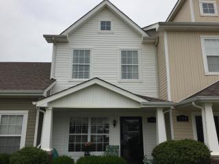 141 Alexander Blvd, Clarksville, TN 37040-5145