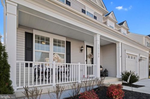 15109 Addison Ln, Woodbridge, VA 22193-6215